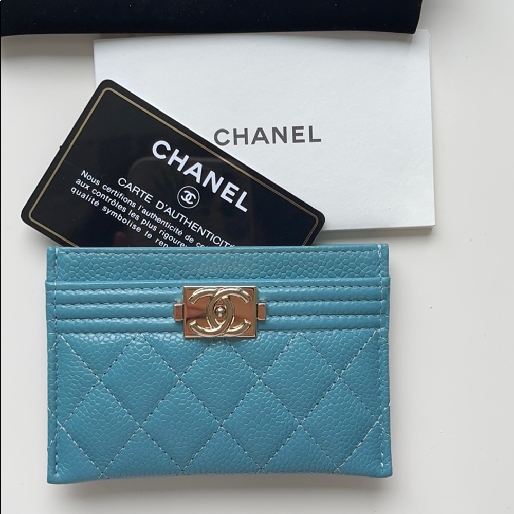 Blue boy chanel card holder 💙
